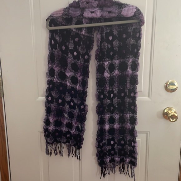 Purple Textured Scarf - Picture 2 of 5